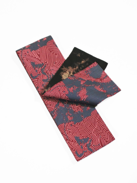 半巾帯 本麻25-04-04 絞り×ペイントに縞ボタン(アカ×クロ) 麻半巾帯